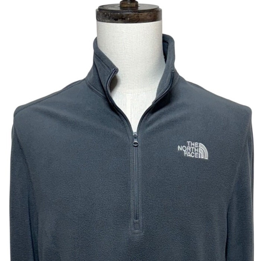 The North Face 1/4 Zip Pullover Mens Large Gray Fleece Long Sleeve Sweater